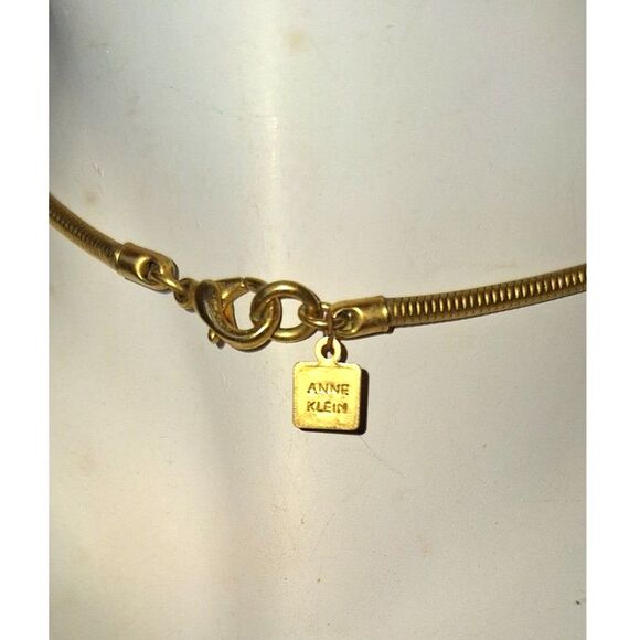 Anne Klein Vintage Faux Pearl Earrings and Pendant Necklace Gold Tone - Picture 7 of 11